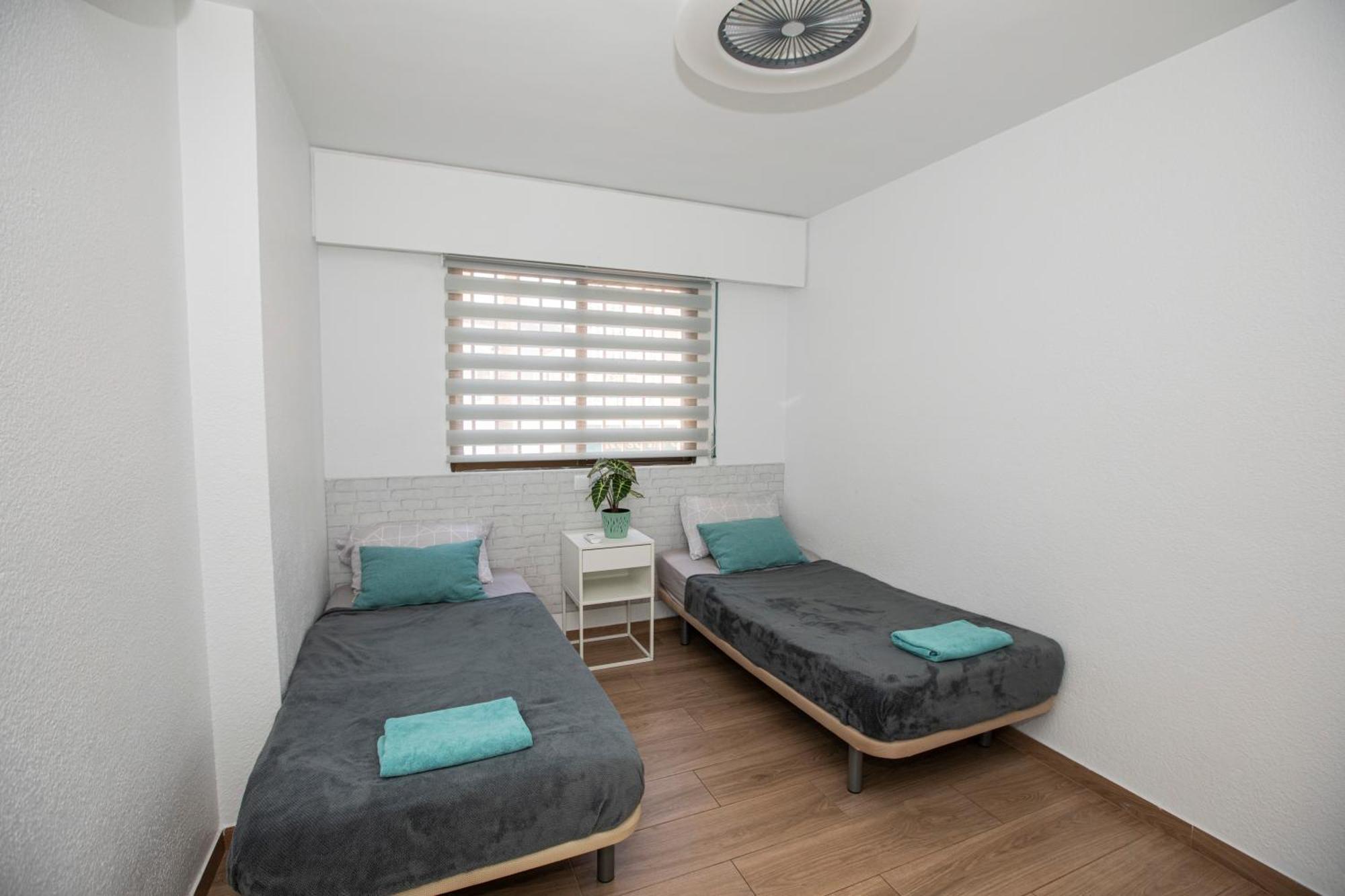 Apartment Carlos V - 1A Levante Benidorm Bagian luar foto